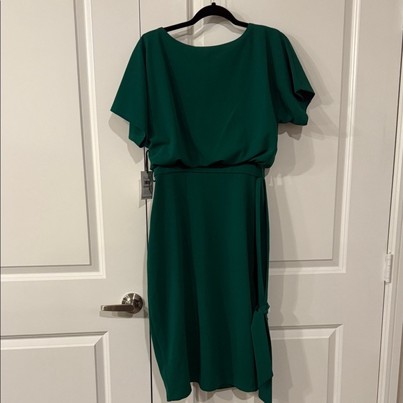NWT Kensie Dark Green Midi Dress size 6 NWT Kensie Dark Green Midi Dress size 6